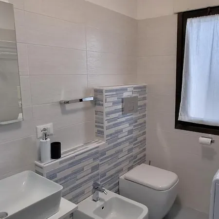 Happiness Desenzano-by Goccia Di Apartment Desenzano del Garda