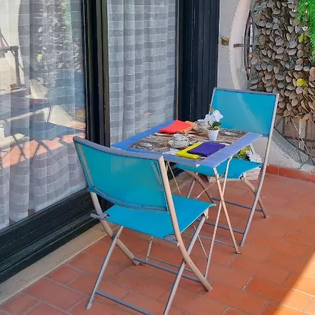 Happiness Desenzano-by Goccia Di *